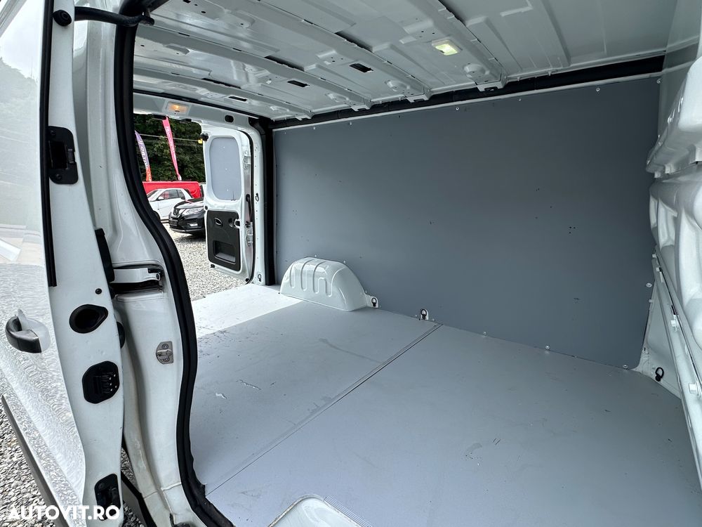 Renault Trafic L2H1 - 8
