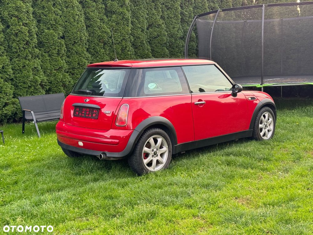 MINI ONE - 3