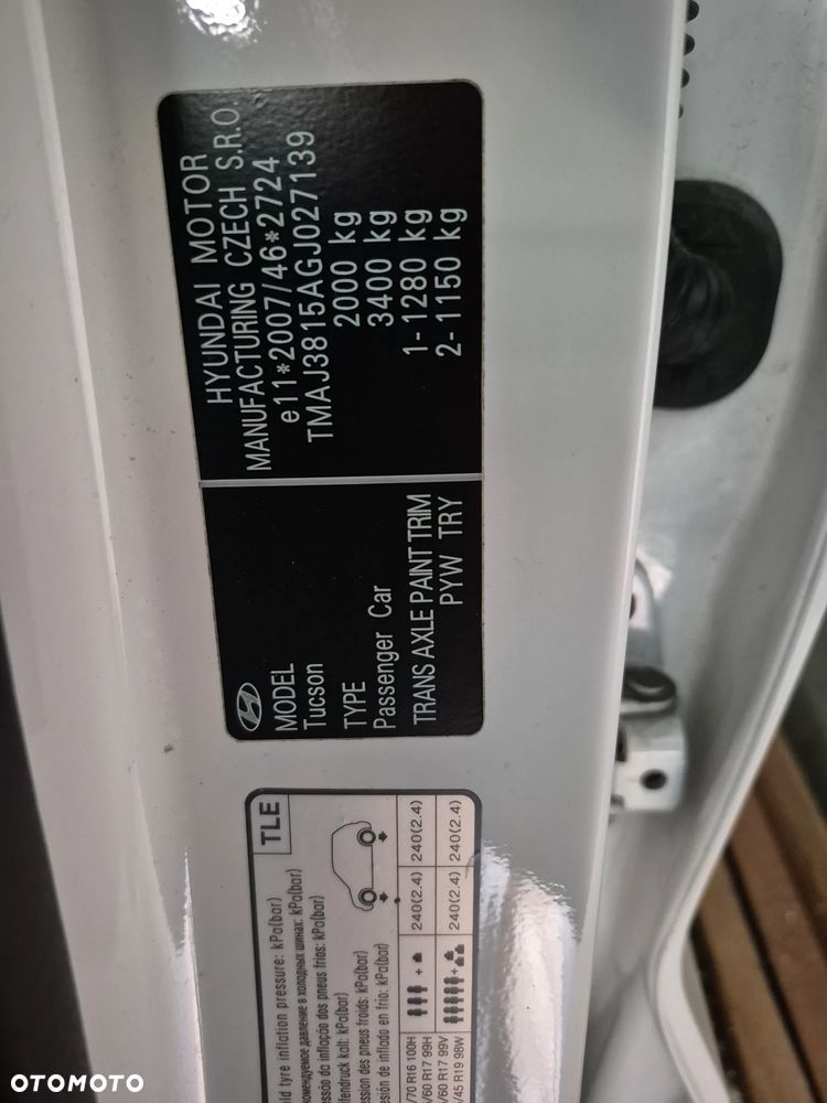 Hyundai Tucson 1.7 CRDI BlueDrive Comfort 2WD - 18