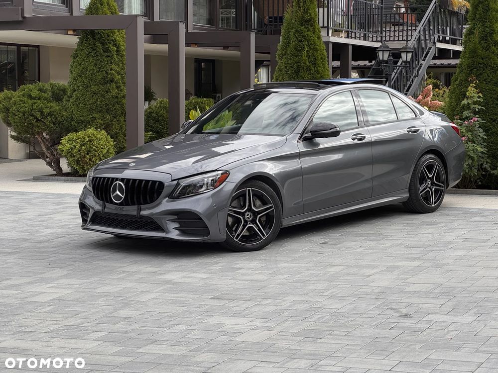 Mercedes-Benz Klasa C 300 4Matic 9G-TRONIC AMG Line - 4