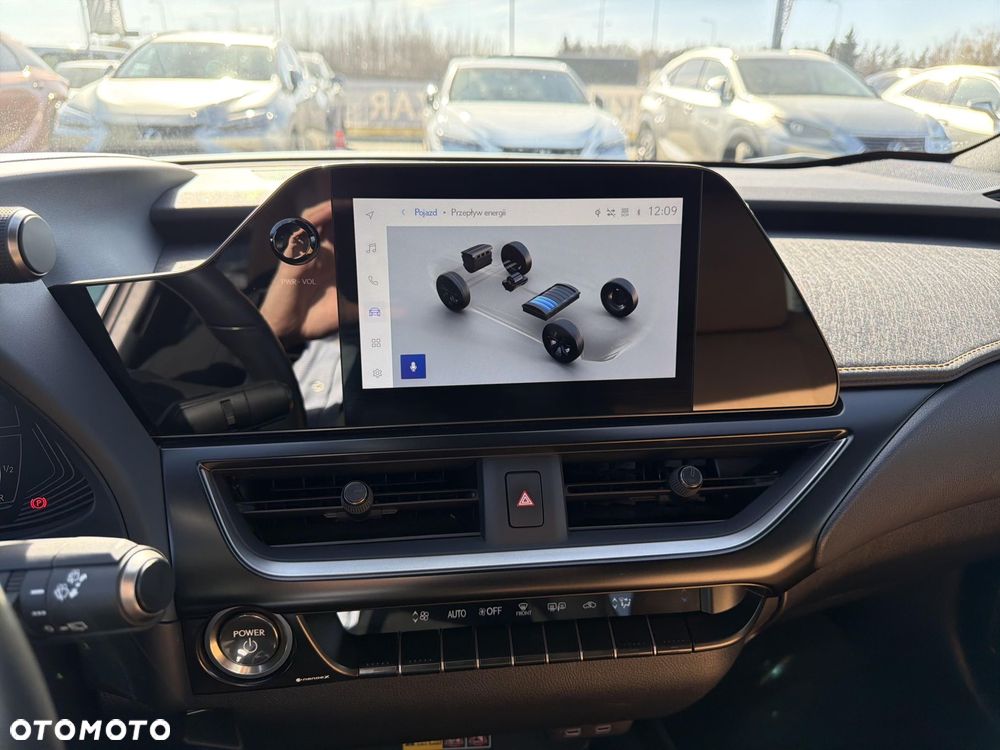 Lexus UX 250h GPF Business 2WD - 18