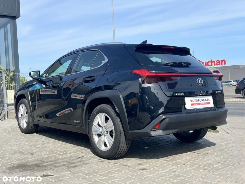 Lexus UX - 6