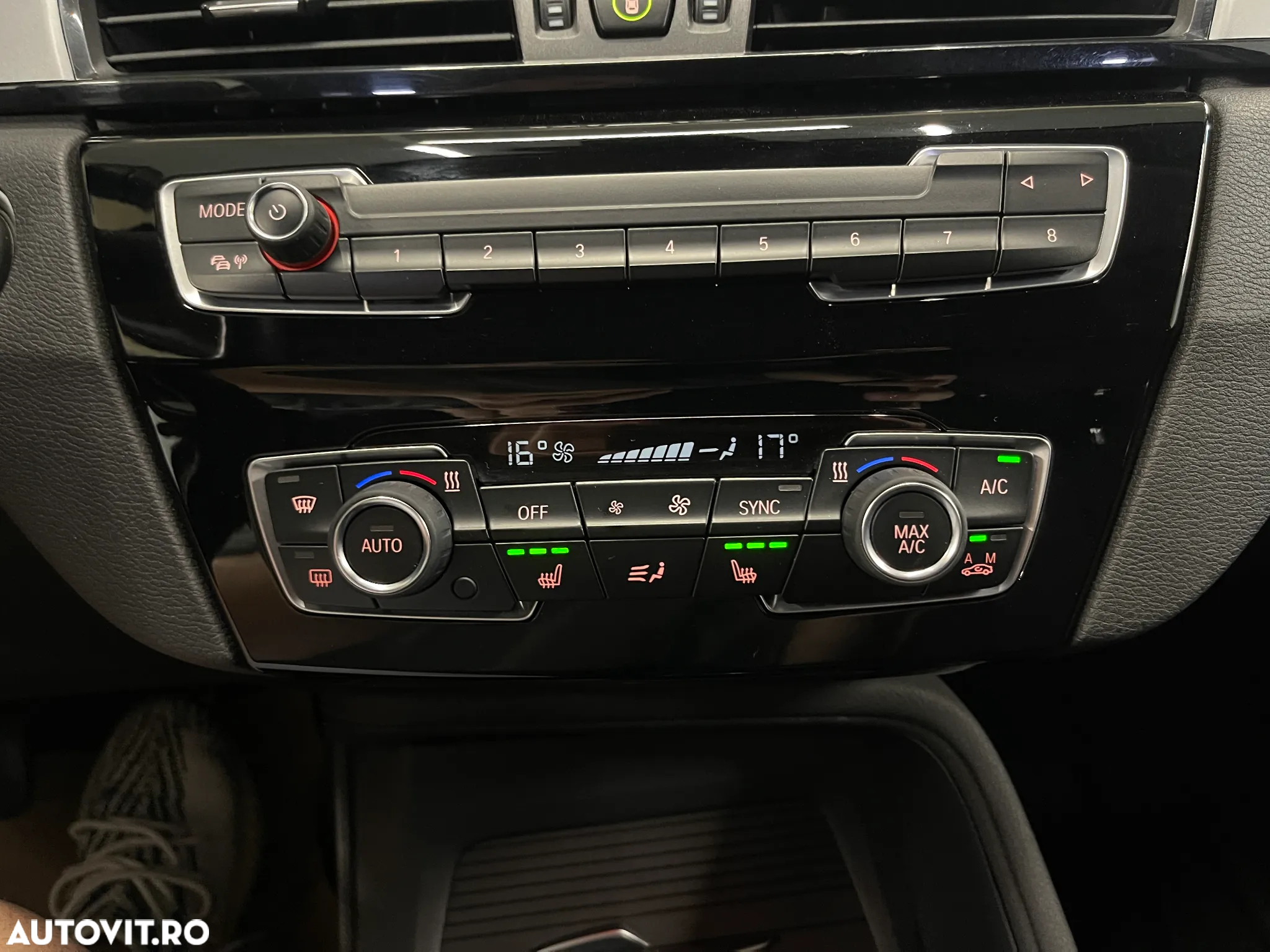 BMW X1 sDrive18d - 16