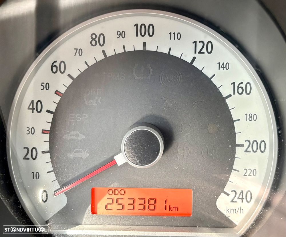 Kia Ceed SW 1.6 CRDi EX - 8