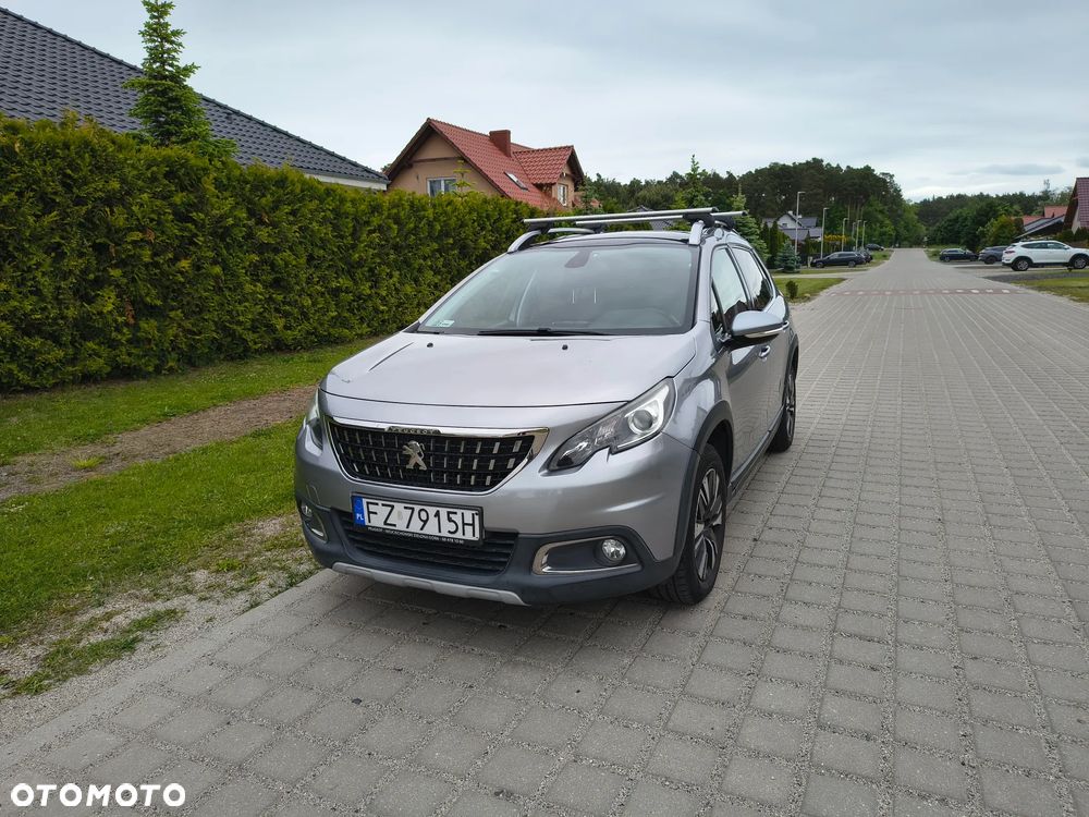 Peugeot 2008 1.2 Pure Tech Allure S&S - 3