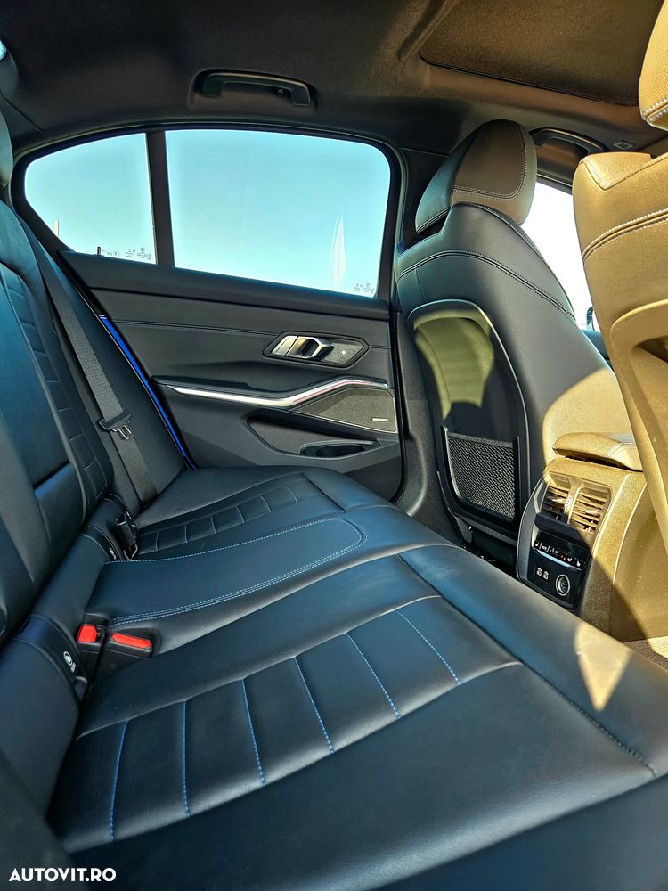 BMW M3 M340i xDrive AT MHEV - 11