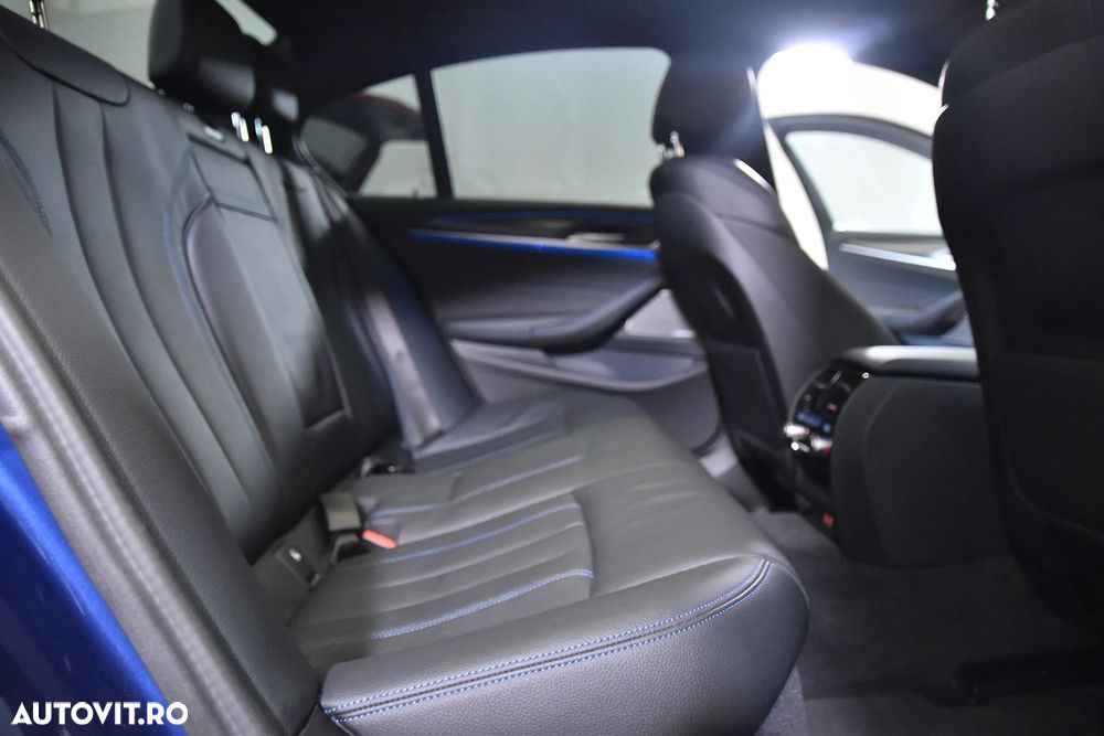BMW Seria 5 530e xDrive Aut. - 12