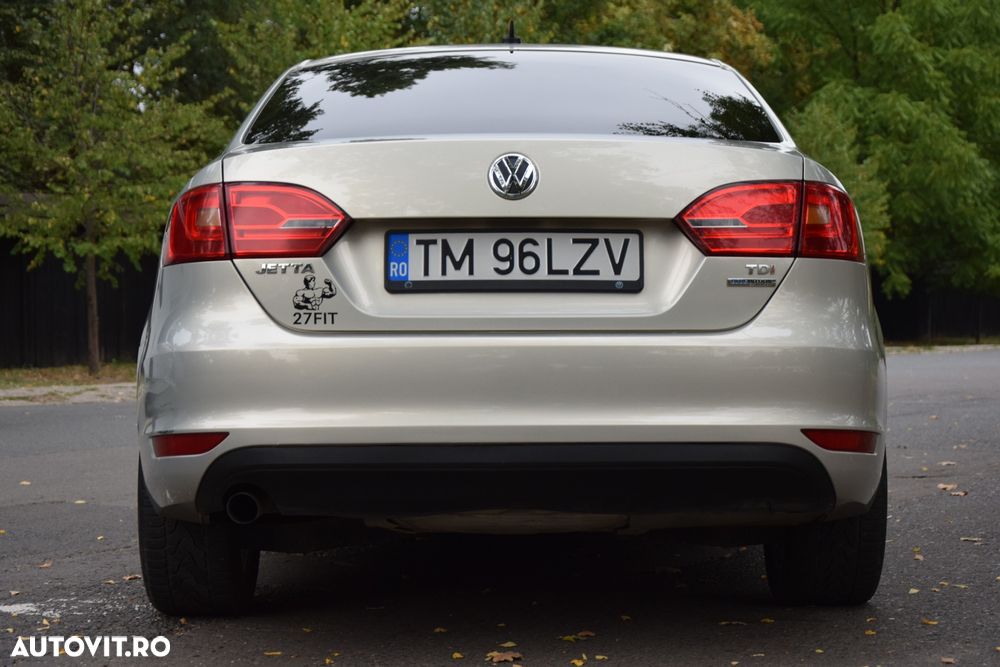 Volkswagen Jetta 1.6 TDI DPF Trendline - 6