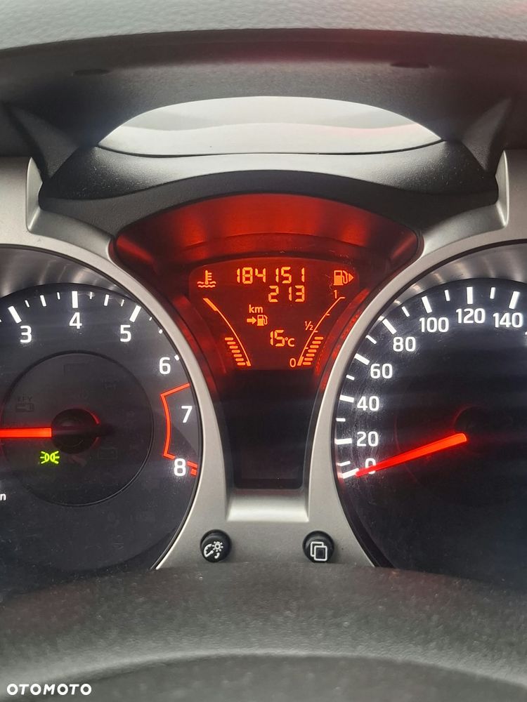 Nissan Juke 1.6 T Shiro - 6