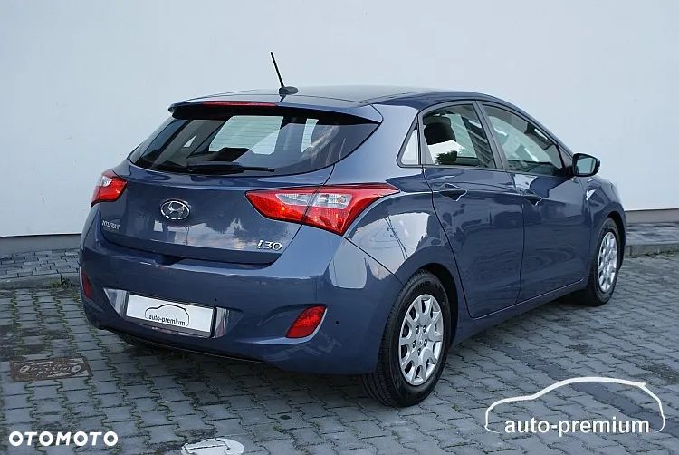 Hyundai i30 1.4 Intro Edition - 4