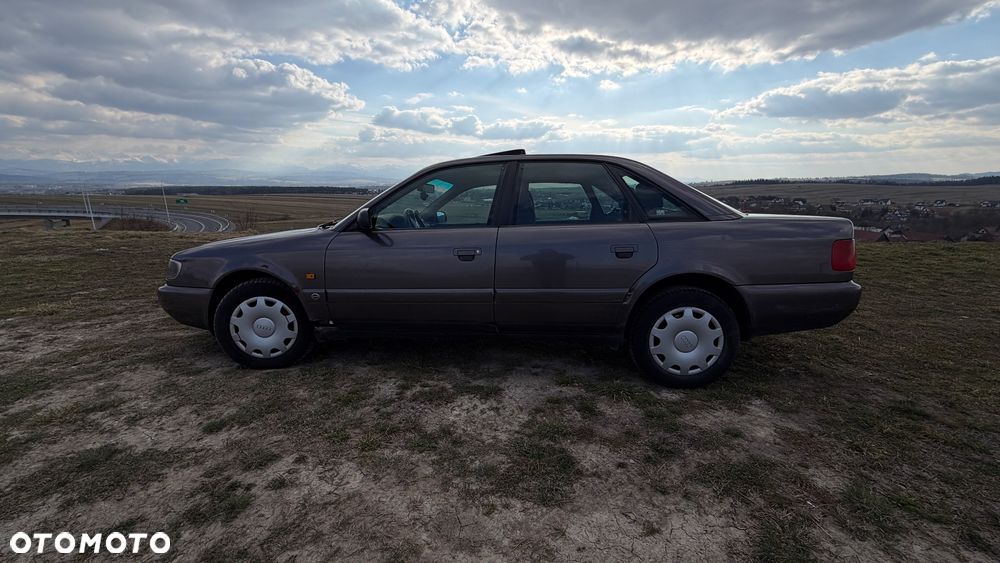 Audi 100 - 2