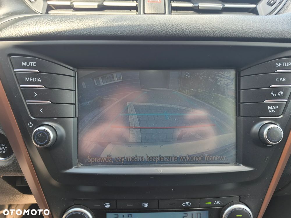 Toyota Avensis 1.8 Business Edition - 23