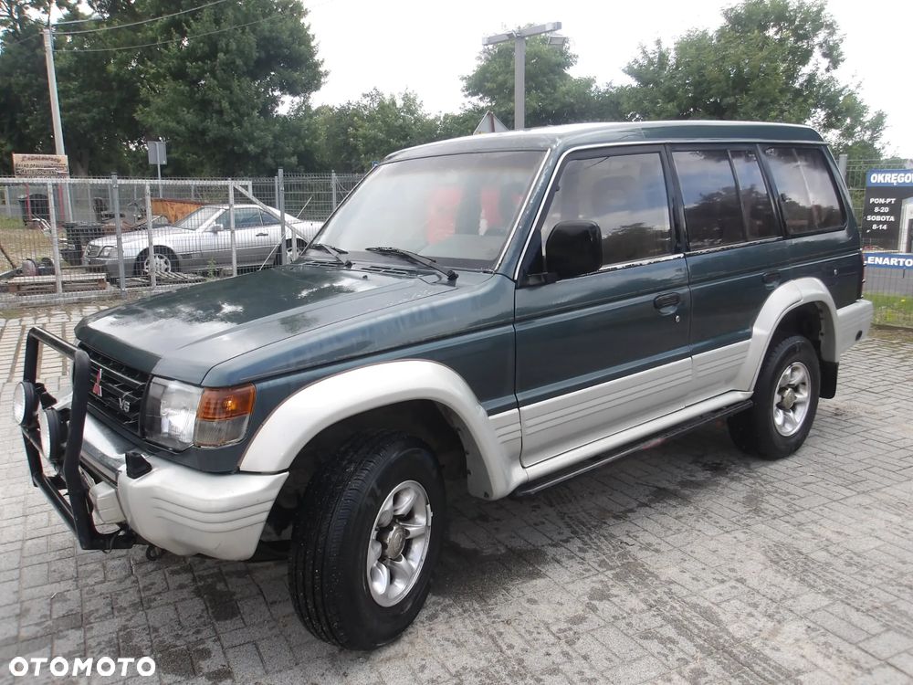 Mitsubishi Pajero - 5