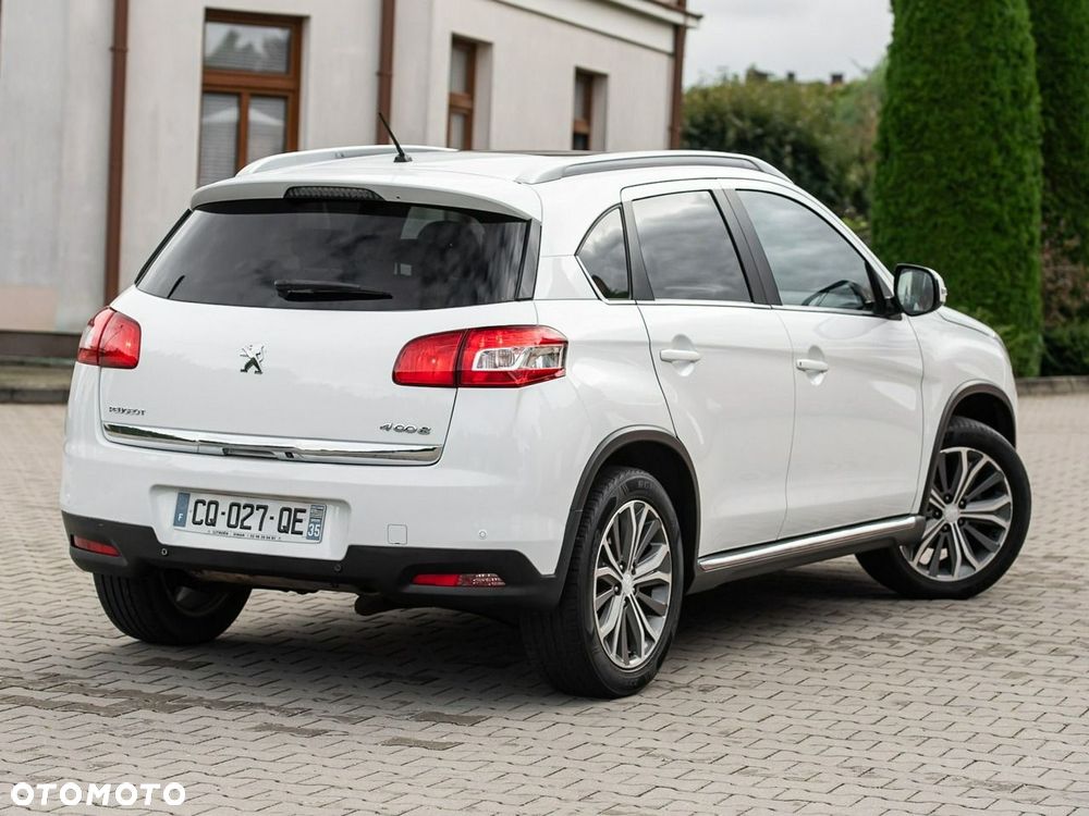Peugeot 4008 - 18