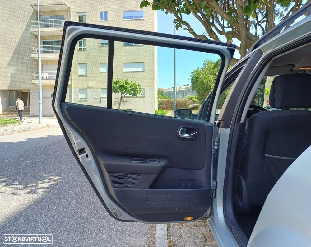 Renault Mégane Break 1.5 dCi L Dynamique - 33