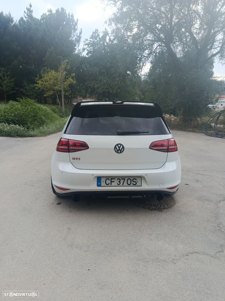 VW Golf 2.0 TSi GTi DSG Performance - 10