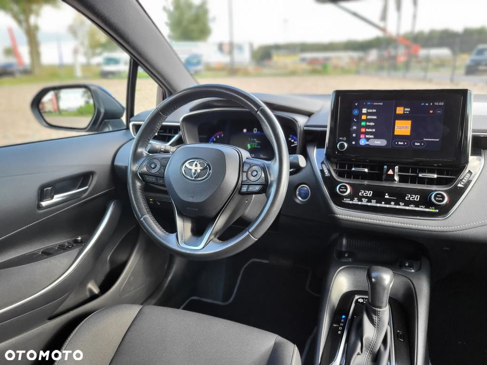 Toyota Corolla - 10