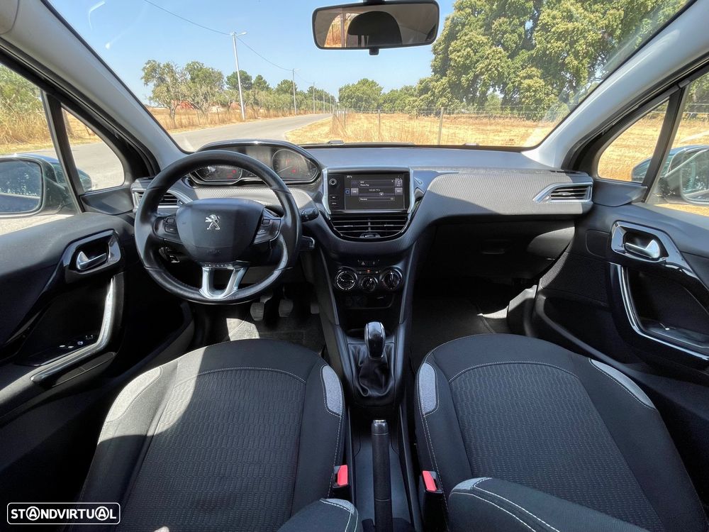 Peugeot 208 1.6 BlueHDi Style - 9