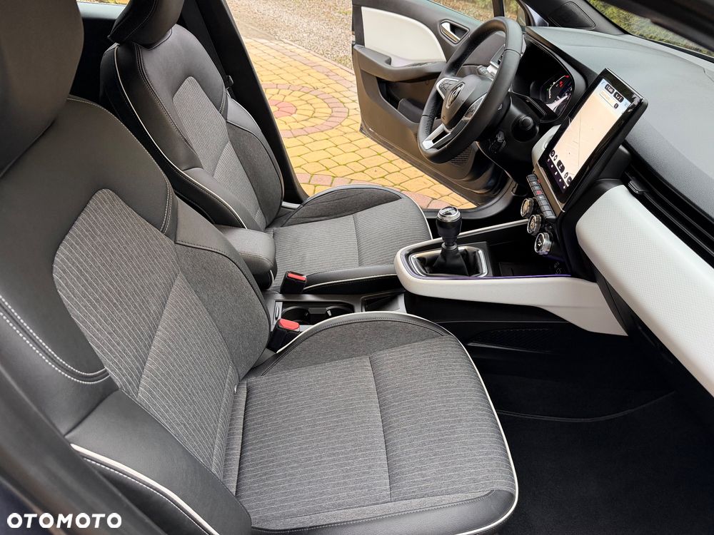 Renault Clio BLUE dCi 100 INTENS - 13