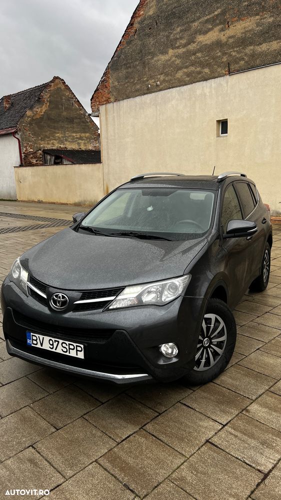 Toyota RAV4 2.2 D-4D 4WD Luxury - 8
