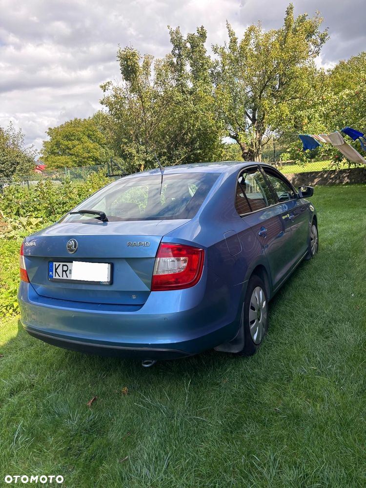 Skoda RAPID 1.2 TSI Ambition - 4