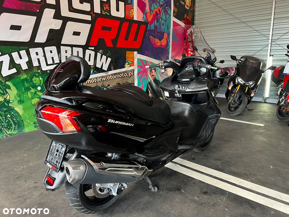 Suzuki Burgman - 6