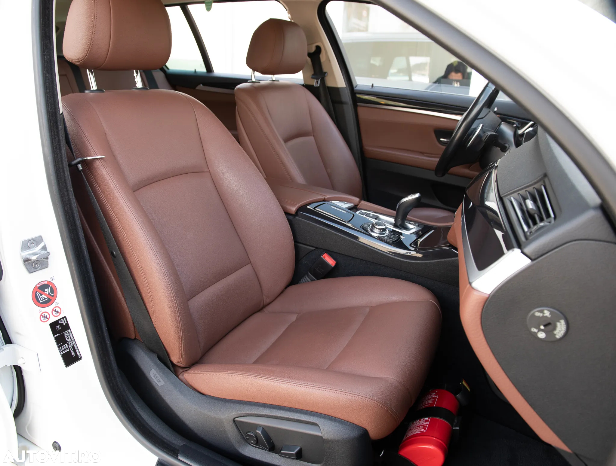 BMW Seria 5 525d Touring Aut. - 34