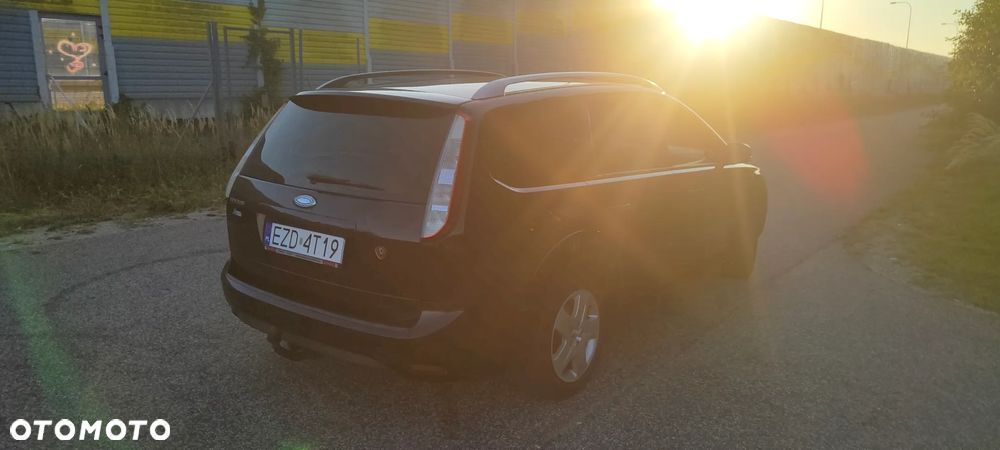 Ford Focus 1.6 16V Titanium - 11