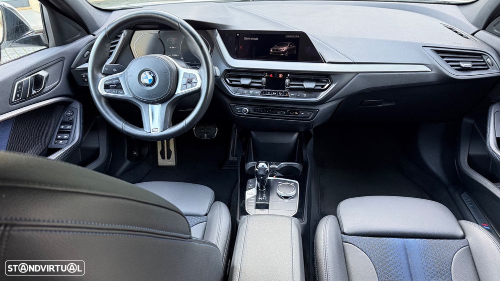 BMW 118 i Pack Desportivo M Auto - 36