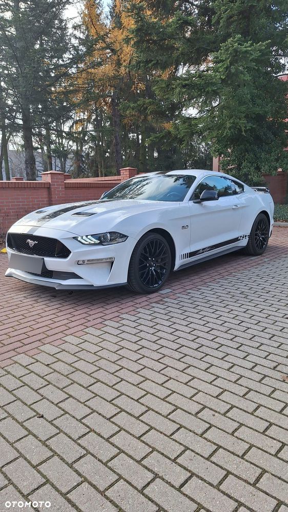 Ford Mustang 5.0 V8 GT - 1
