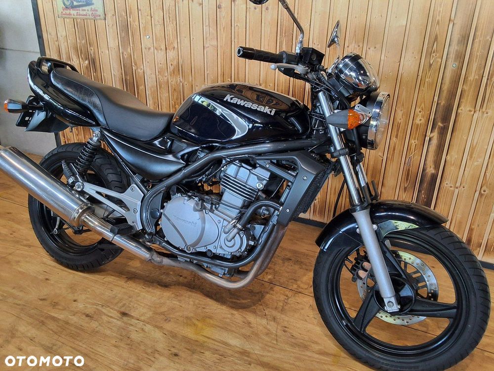 Kawasaki ER - 11