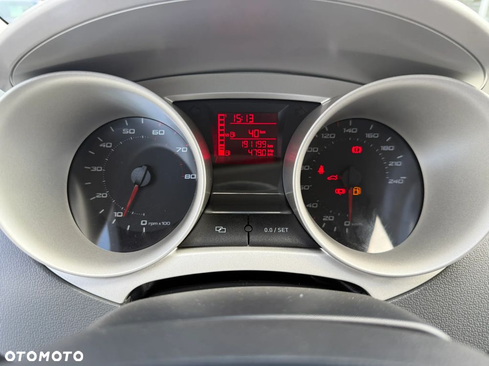 Seat Ibiza 1.6 16V Reference - 24