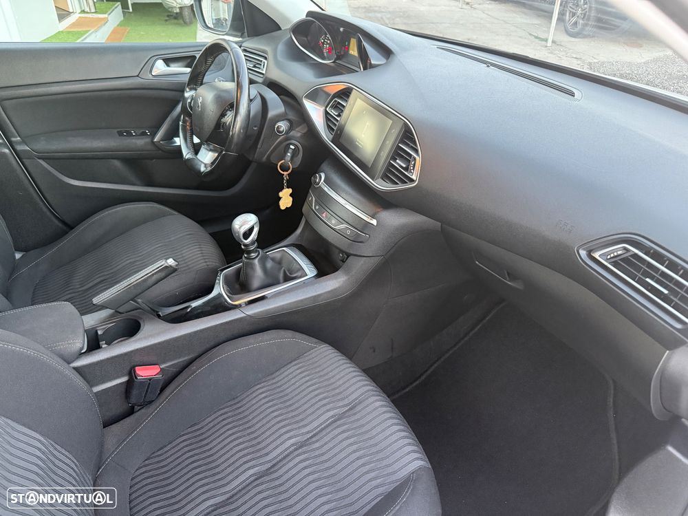 Peugeot 308 BlueHDi FAP 120 Stop & Start Allure - 11