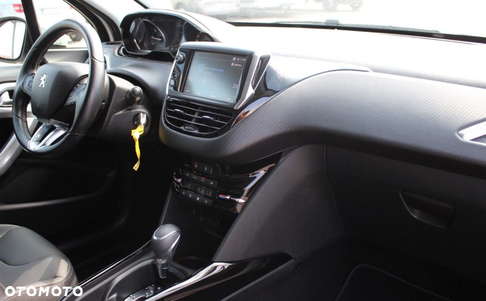 Peugeot 2008 - 16