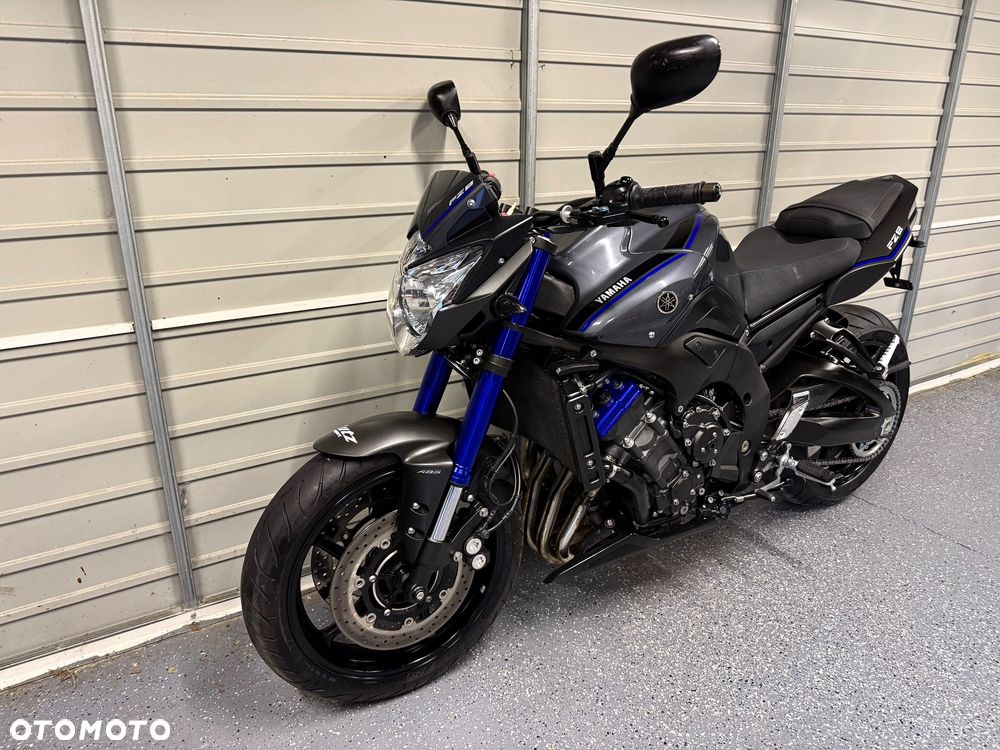 Yamaha FZ8 - 12