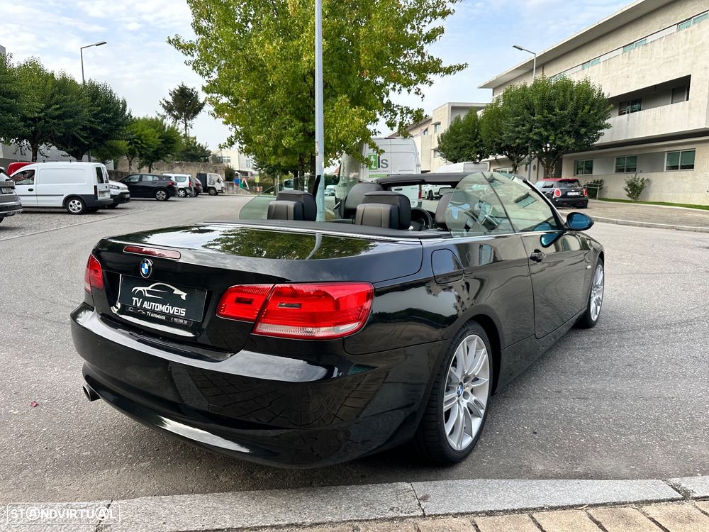 BMW 320 i Cabrio Auto - 28