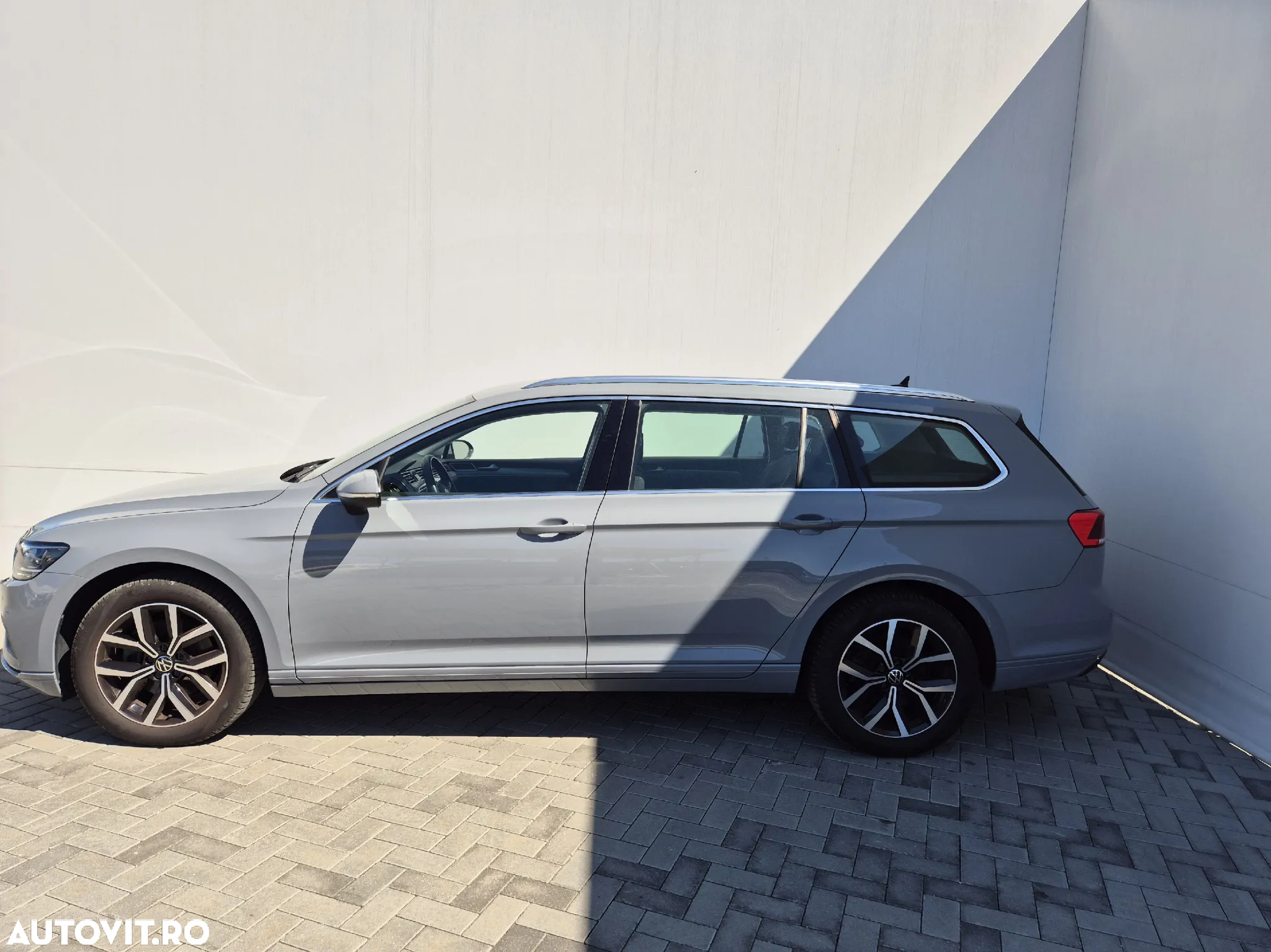 Volkswagen Passat Variant 2.0 TDI DSG Comfortline - 2