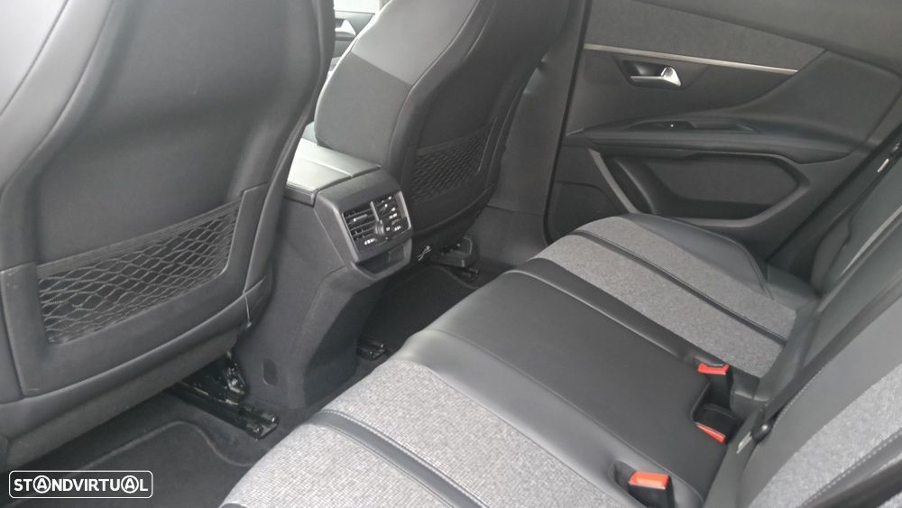 Peugeot 3008 1.6 BlueHDi Allure EAT6 J18 - 22