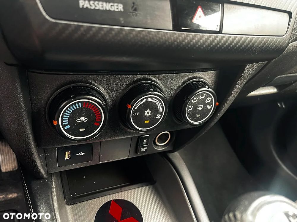 Mitsubishi ASX 2.0 Invite - 21