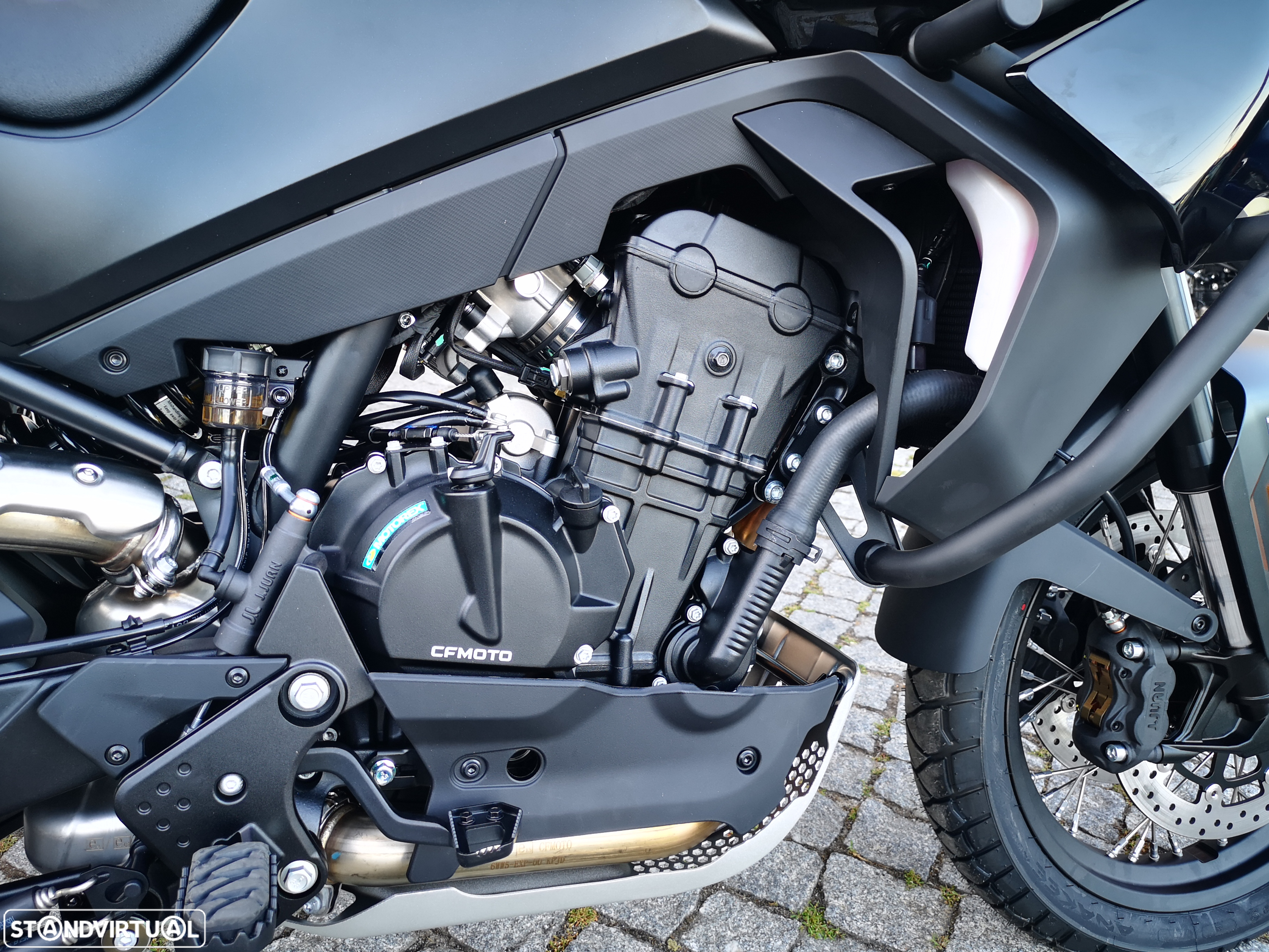 CF Moto 800MT Sport ou Explore 2025 - 12