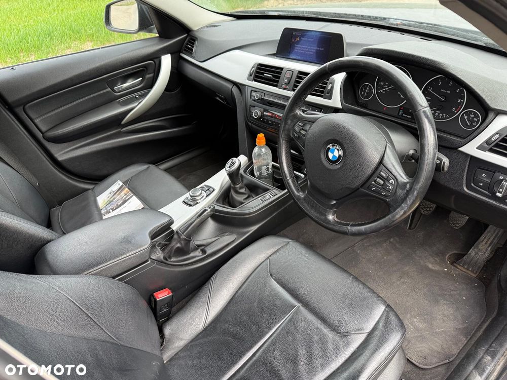 BMW Seria 3 320d Efficient Dynamic Edition - 9