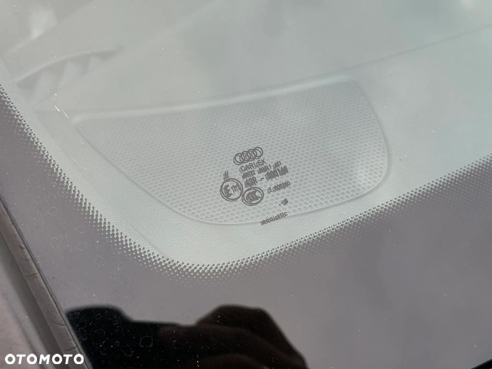 Audi A6 Avant 2.0 TDI Ultra S tronic - 16