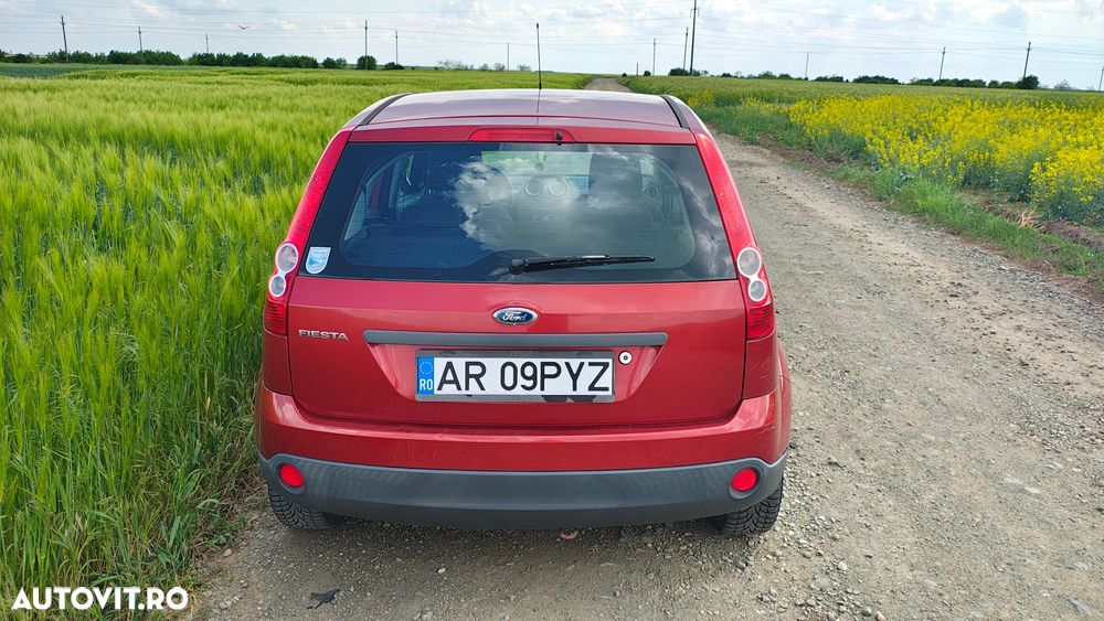 Ford Fiesta 1.25i Comfort - 10