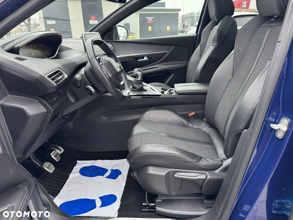 Peugeot 3008 2.0 HDi Premium - 17