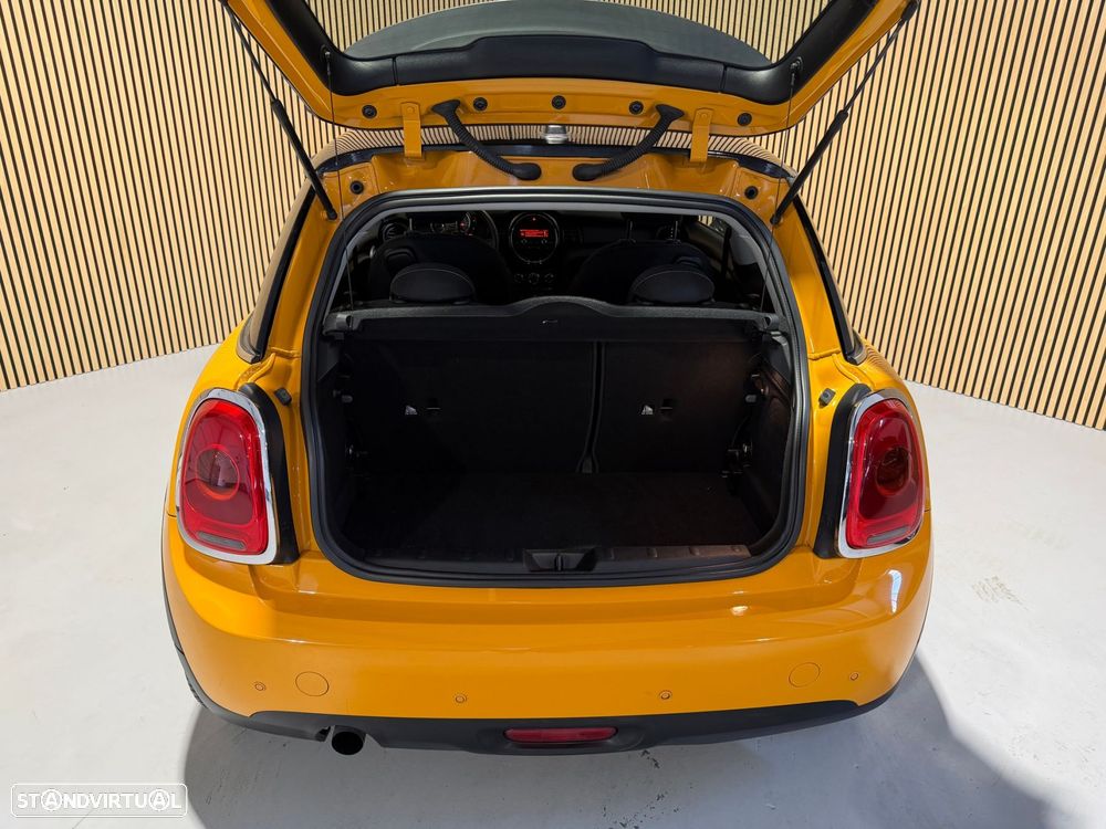 MINI 3 Portas One - 17