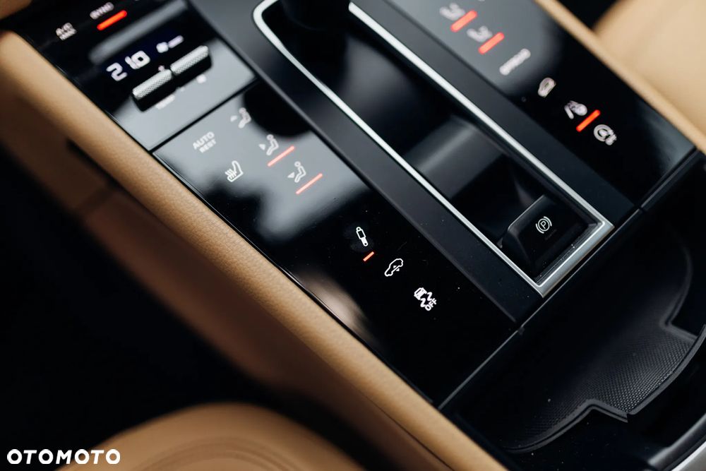 Porsche Macan S - 30