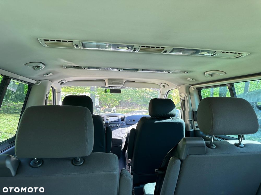 Volkswagen Multivan - 7