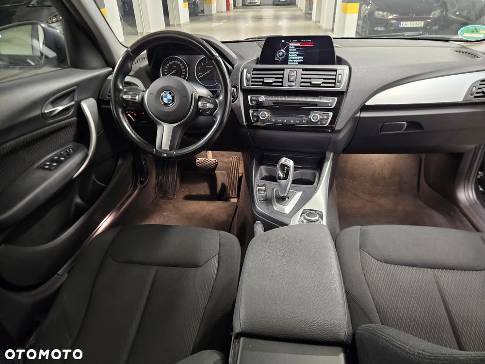 BMW Seria 1 120i Advantage sport - 26