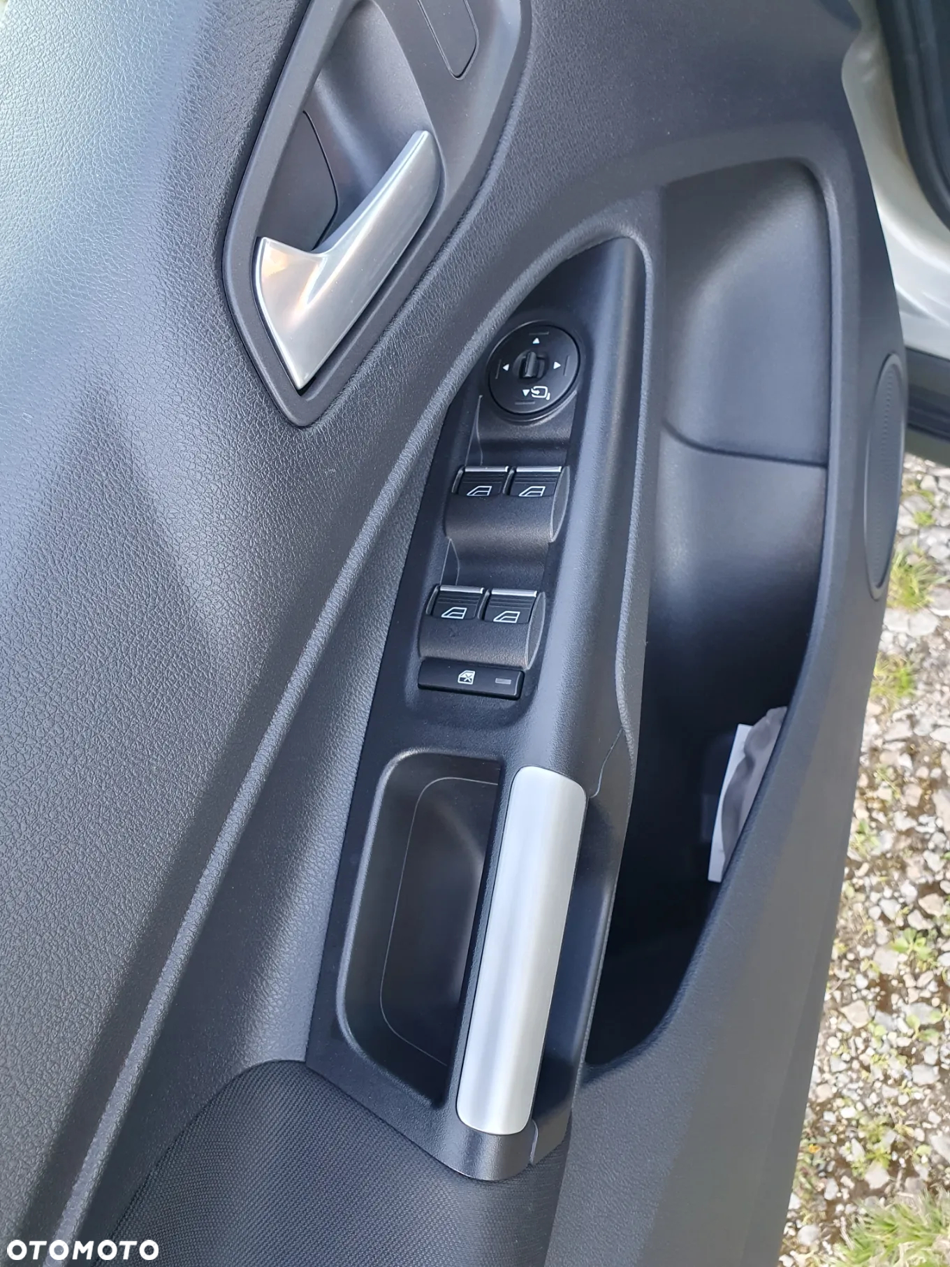 Ford Tourneo Connect Grand 1.5 EcoBlue Start/Stop Titanium - 17