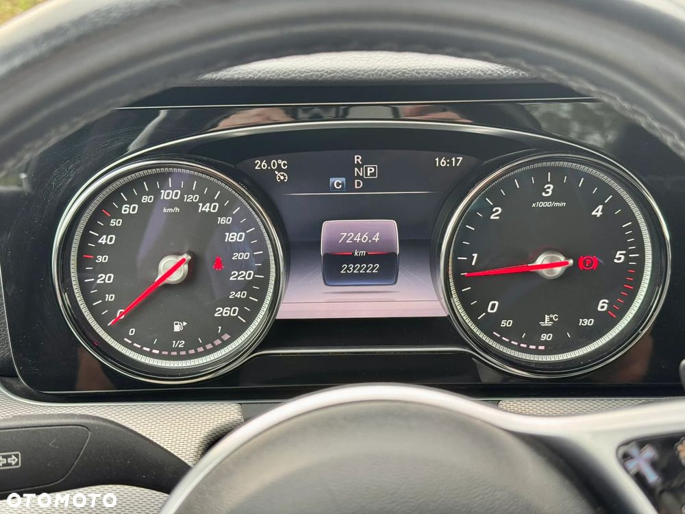 Mercedes-Benz Klasa E 220 d 9G-TRONIC Avantgarde - 10